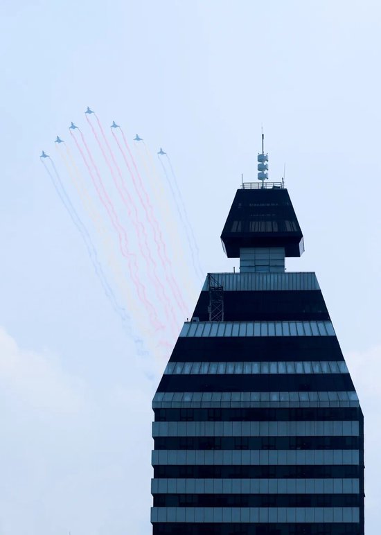 新华社出图！（竖版壁纸）