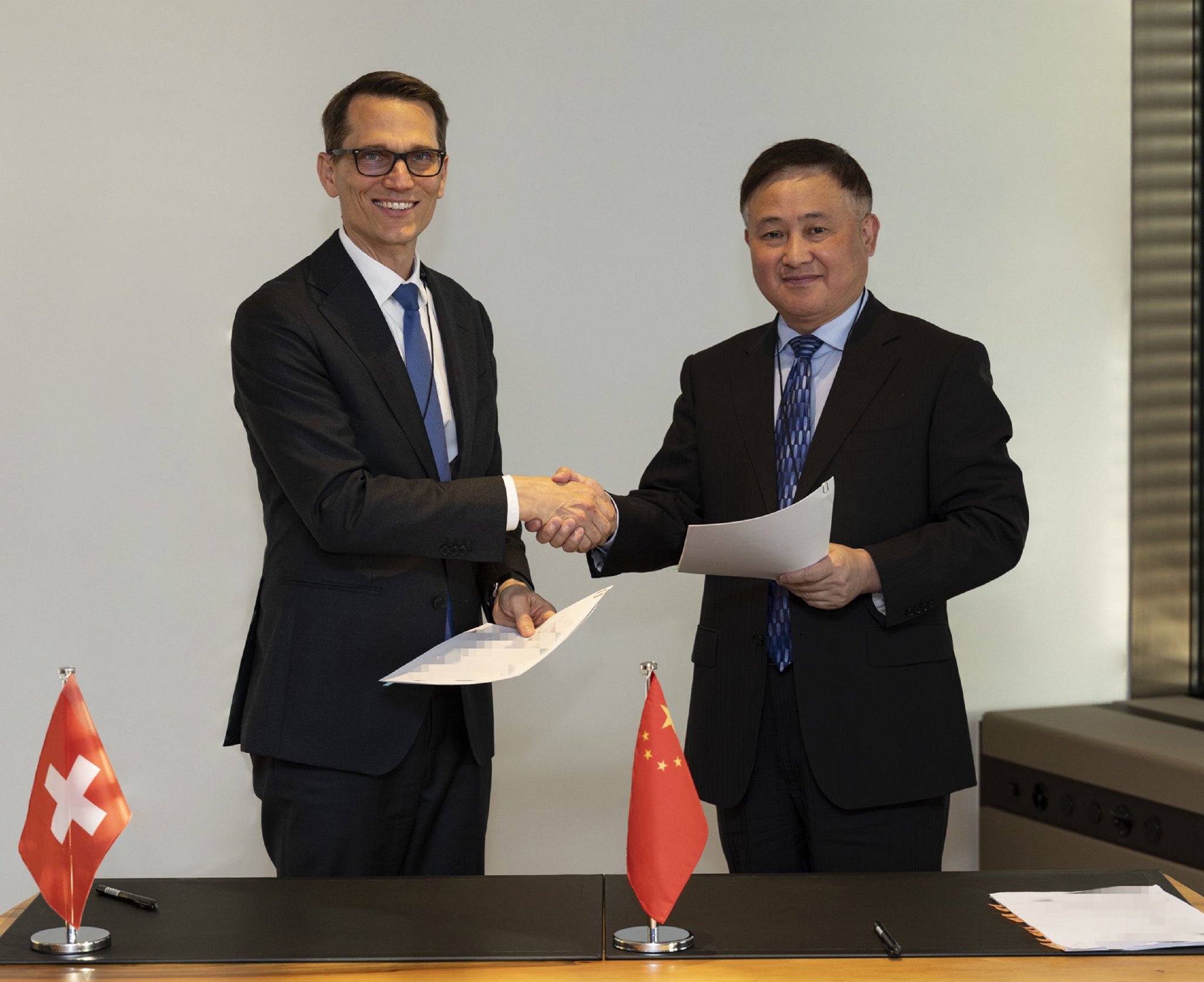 中国人民银行与欧央行、瑞士央行、匈牙利央行续签双边本币互换协议