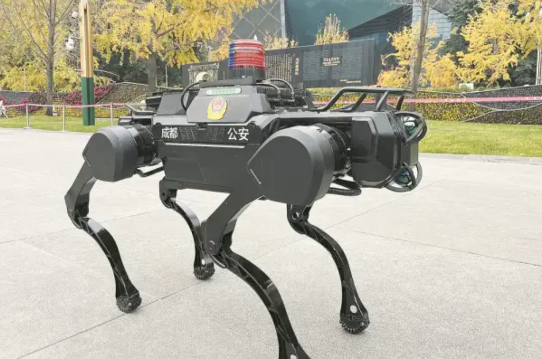 2025世界智能产业博览会举行,川企集中展示智能制造