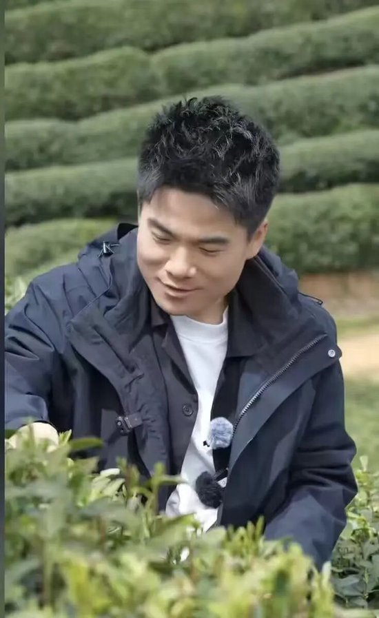 董宇辉：商业的终点是人心 价值比价格更动人