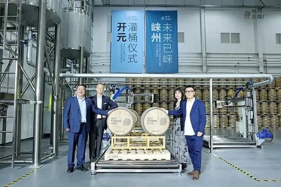 上海鸡尾酒老板，一把套现14个亿