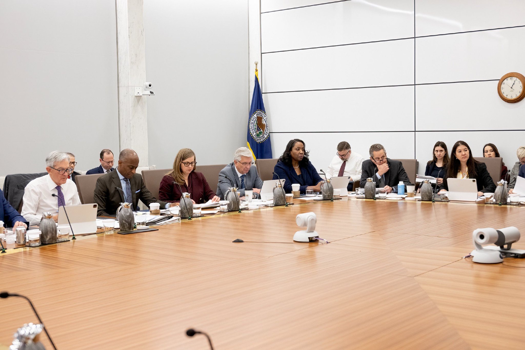 今夜,史上最“分裂”的一次美联储利率决议来了!