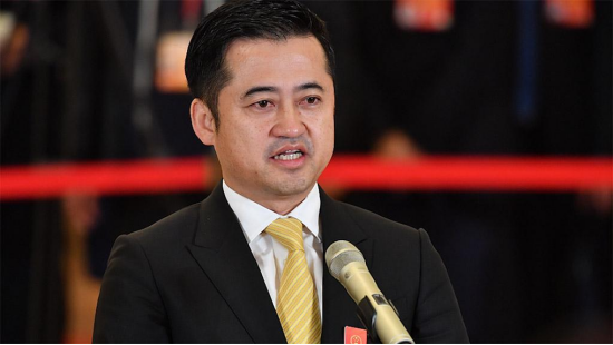 始祖鸟成“炸山鸟”，致歉信被发现改措辞，安踏“长期主义”翻车