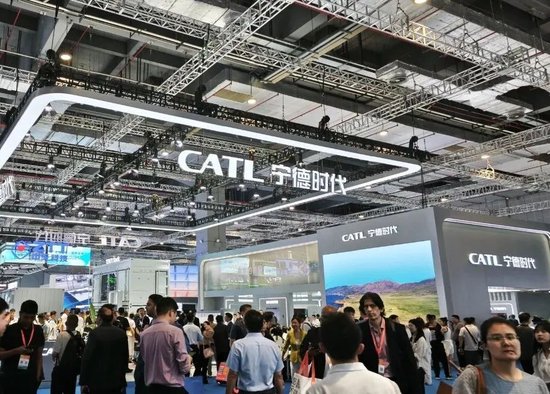 大力“赌”出1.8万亿,曾毓群还没吃饱