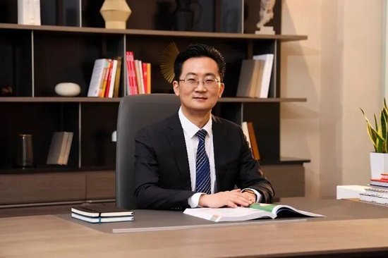 得力集团辞退跛脚员工，CEO留言致歉