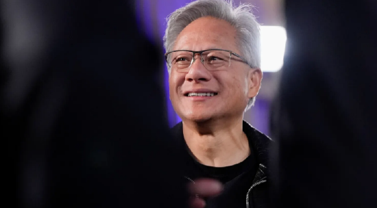 英伟达市值创新高 达到4.5万亿美元