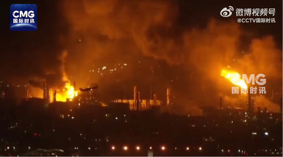 突发!美国一炼油厂爆炸起火!国际油价拉升
