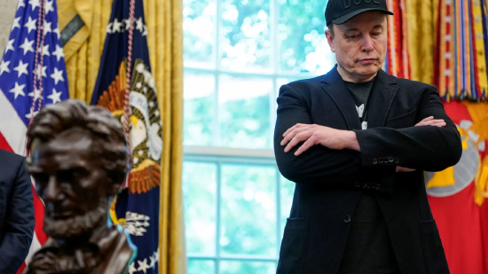 马斯克呼吁粉丝取消Netflix订阅