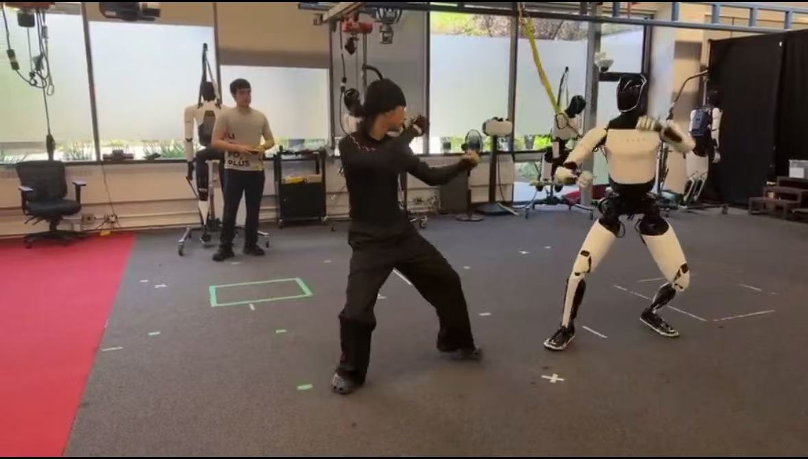 马斯克回应特斯拉机器人练功夫：是AI不是遥控