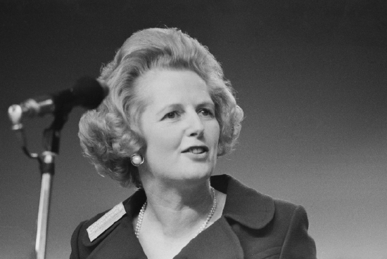 视铁娘子撒切尔夫人为偶像 高市早苗势将带领日本向右转