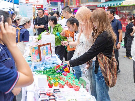 从爱心厨房到公益义卖音乐会，华帝孤独症家庭守护计划落地贵阳