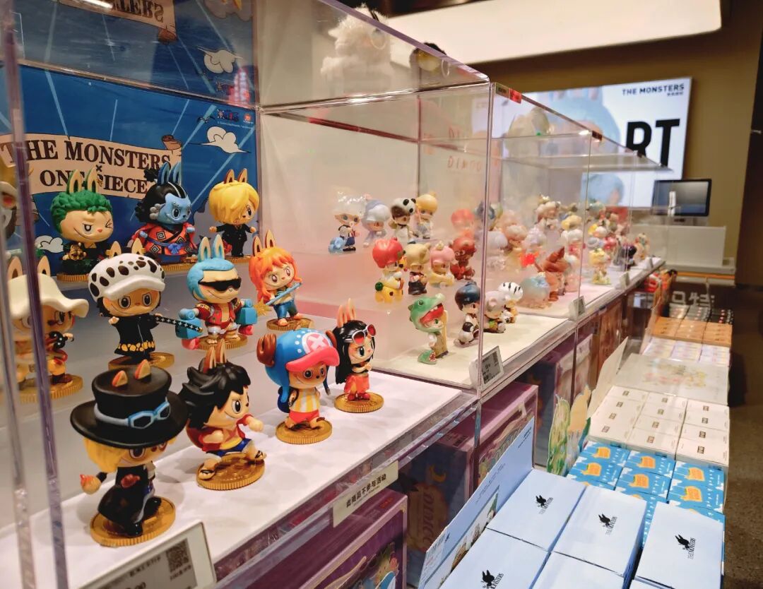 2800亿泡泡玛特业绩“飞驰”，股价“抛锚”？