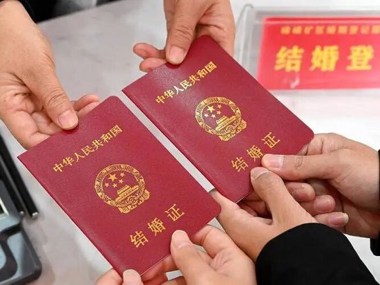 卖方分析师公开征婚！自诩“择时能力登峰造极”、“精准预判科技9月见顶”