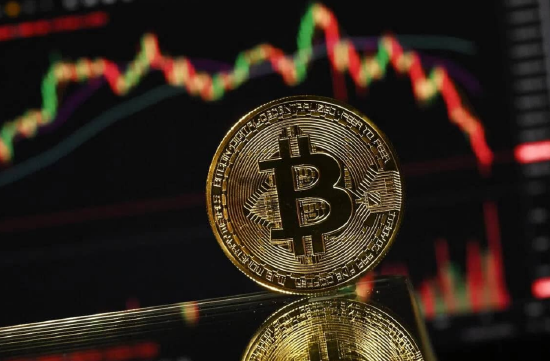 比特币期货结构出现反转迹象:或为逼空行情埋下伏笔