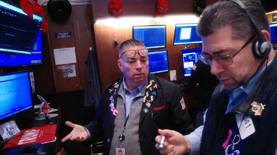 尾盘:美股维持下跌局面 纳指下跌1.5%-313啦实用网