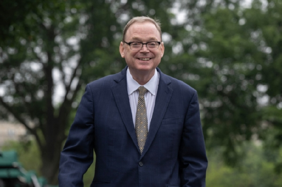 美联储主席候选人哈塞特：美国在降息方面已严重滞后-313啦实用网