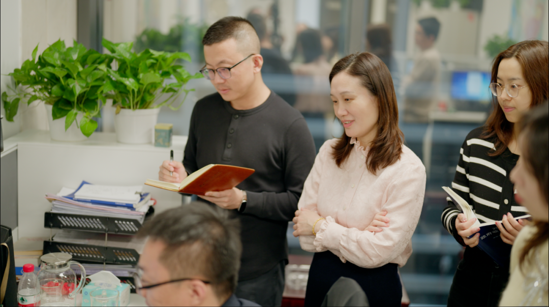 金融时报：央行人的“零点时刻”