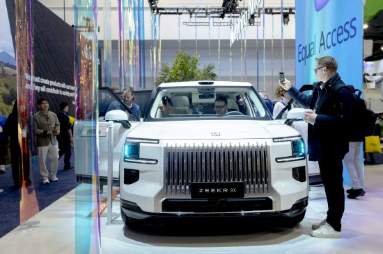 吉利发布全域AI 2.0 千里浩瀚G-ASD今年将推送高速L3和低速L4功能|直击CES