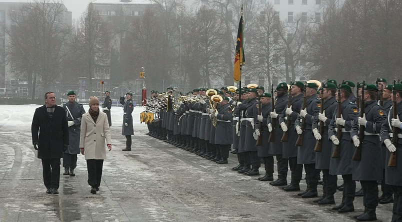 欧盟高官与德国防长举行会谈 称格陵兰岛“受到保护”-313啦实用网
