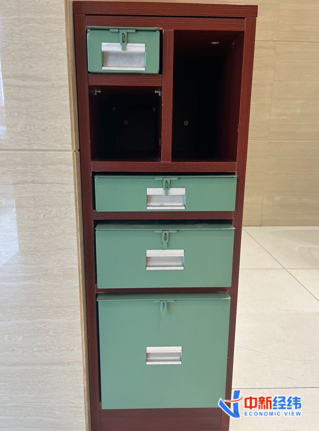 要排队等5年？金价上涨，银行保险箱不够用了