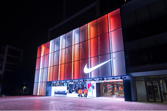 耐克20年女功臣遭“下课”！官宣大中华区CEO换帅，营收连跌五季度