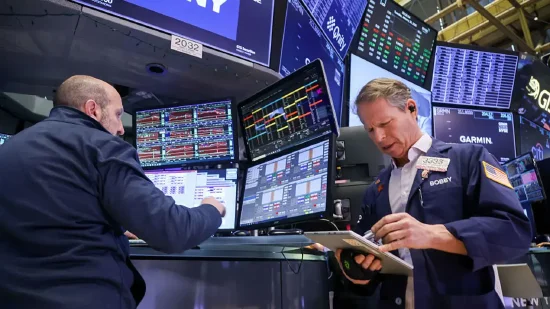 午盘：美股维持涨势 市场关注特朗普言论-313啦实用网