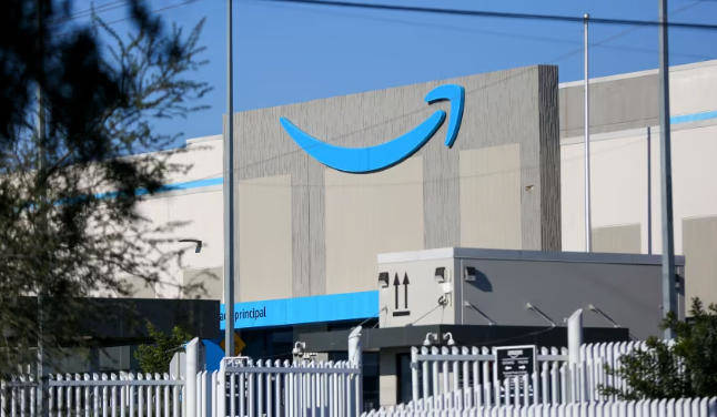 亚马逊官宣裁员1.6万：AI取代白领正在成为现实-313啦实用网