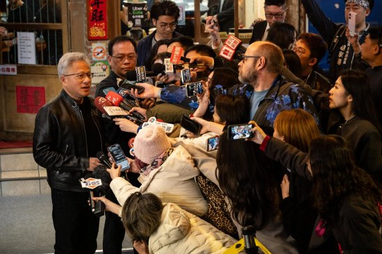 黄仁勋：英伟达将参与OpenAI最新融资轮 投资规模或为公司迄今最大-313啦实用网