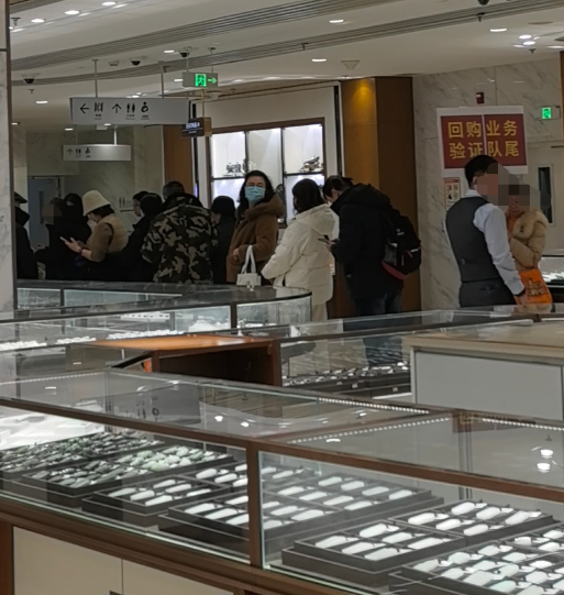 “坑” 还是 “桥”？黄金史诗级震荡，折射投资众生相-313啦实用网