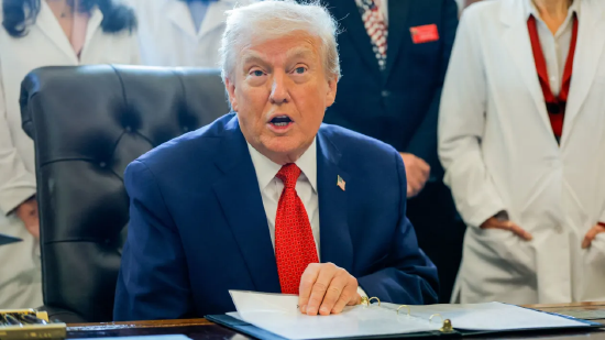 特朗普缓和格陵兰争端后 欧盟重启对美贸易协议审批-313啦实用网