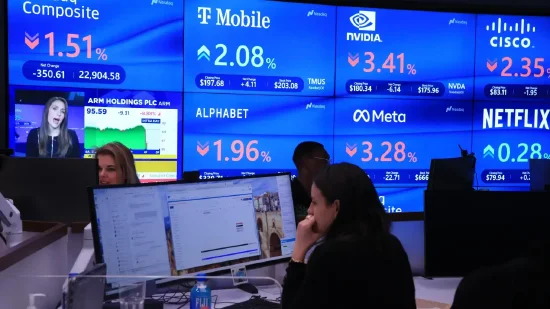 早盘:美股继续上扬 道指创历史新高-313啦实用网