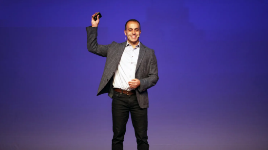 数据平台Databricks完成50亿美元融资，估值达1340亿美元-313啦实用网