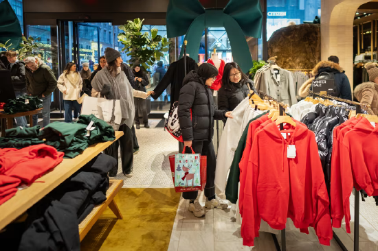 美国12月零售销售意外环比持平-313啦实用网