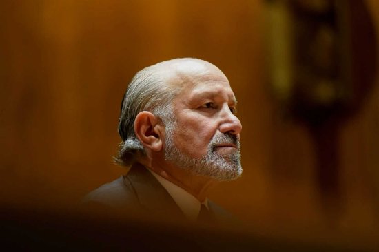 司法部文件曝光后 美国商务部长卢特尼克承认曾前往爱泼斯坦岛屿-313啦实用网