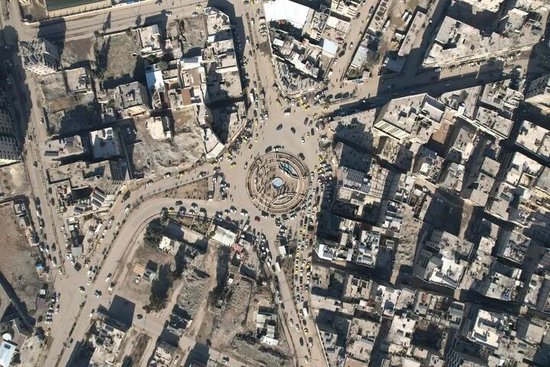 美军宣布：发动一系列报复性空袭-313啦实用网