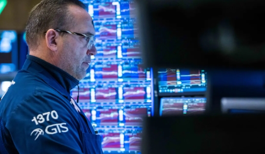 盘前：纳指期货现跌0.3% 沃尔玛财报逊预期-313啦实用网