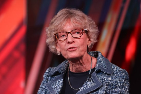 英国央行的Mann主张按兵不动以确保通胀预期受控-313啦实用网