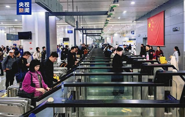免签红利持续释放 上海口岸出入境客流尽显新春热度-313啦实用网
