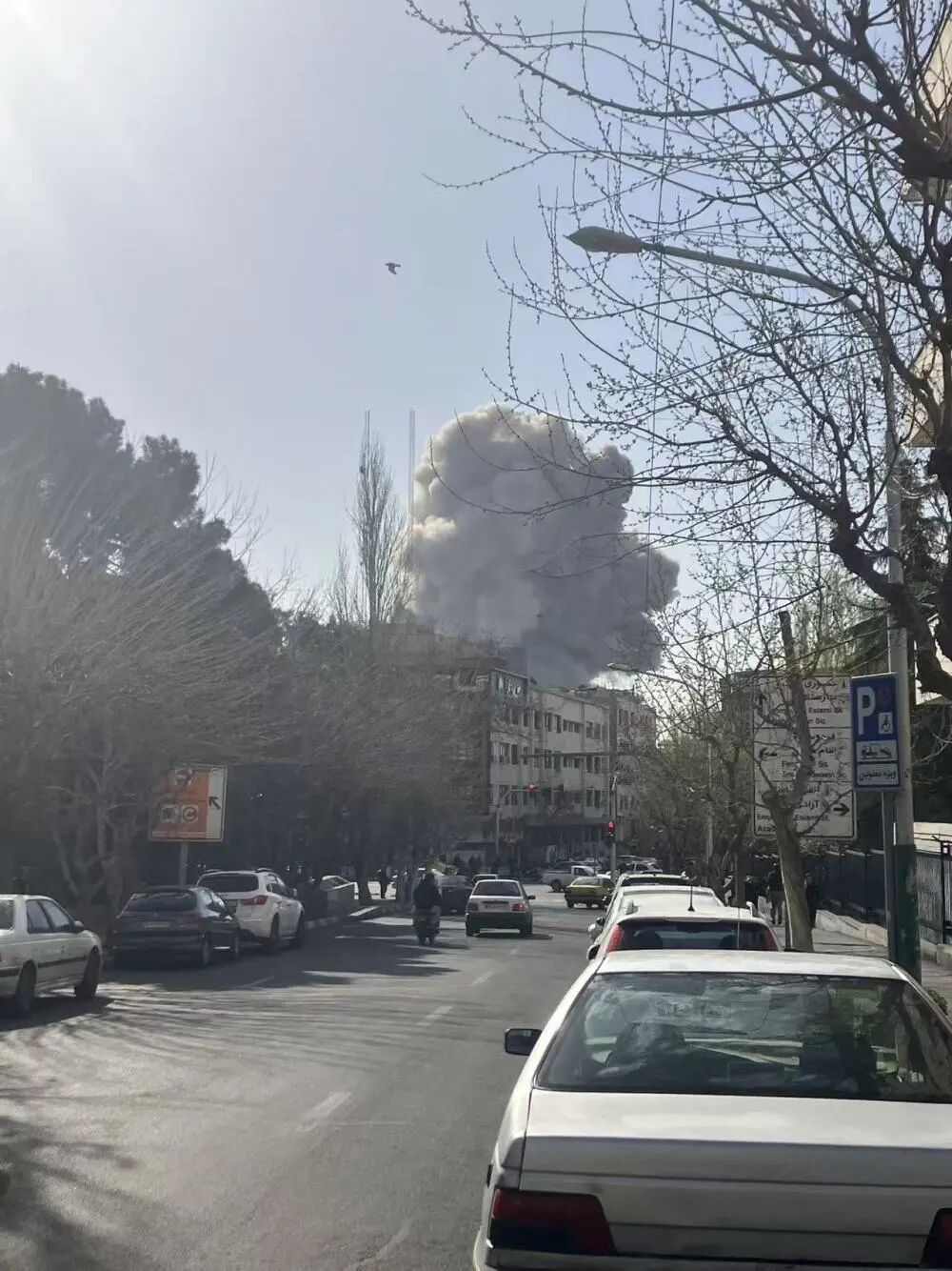 伊朗官方：建议民众离开德黑兰-313啦实用网