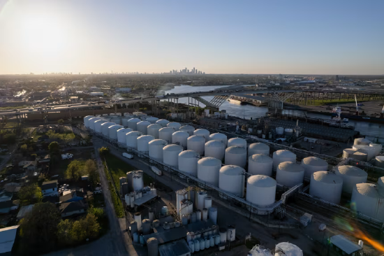 美国汽油价格飙升至2023年10月以来最高水平-313啦实用网