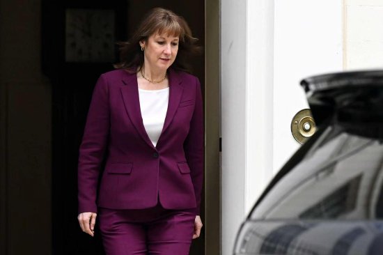 英国财政大臣抨击美国贸然发动对伊战争是愚蠢之举-313啦实用网