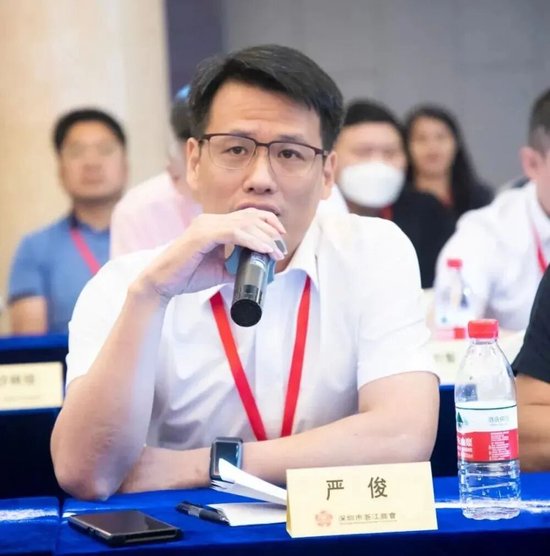 中信银行中层调整 信银金投拟任一副总