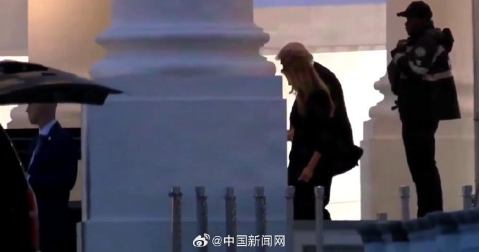 特朗普撤离白宫现场画面曝光-313啦实用网