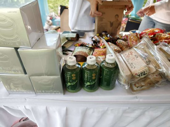 王小卤、珍酒等齐现“扭蛋机”，小朋友抱走“大奖”-313啦实用网